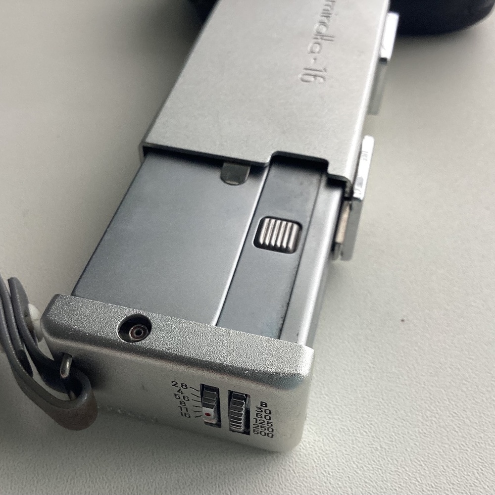 Minolta 16